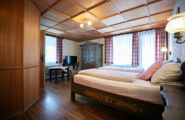 Double room 2 with shower and WC