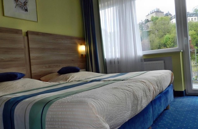 Chambre double confort douche / WC - Hotel Schlossblick