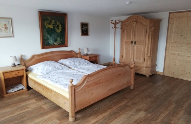 Double-de Luxe-Salle de bain privée séparée-Vue sur la campagne-Sonnenblumenz...