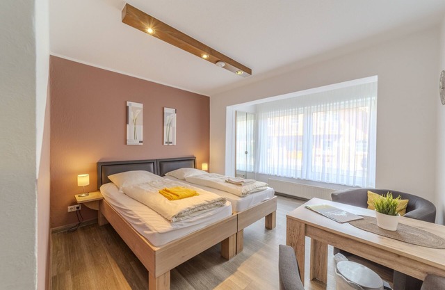 Chambre Double pour 2 personnes avec 18m² à Meppen (95751)