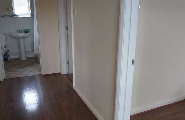 4 Bed Bungalow next to the new Sawtry Services
