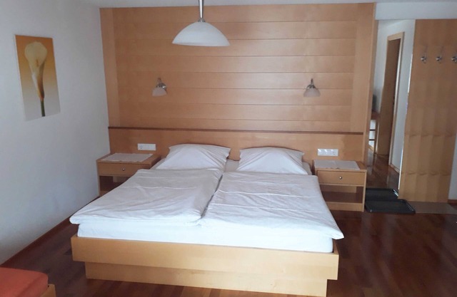 Chambre double neuve (type A) Z-NR. 4 - Greber Christine - chambre d'hôtes Fernblick