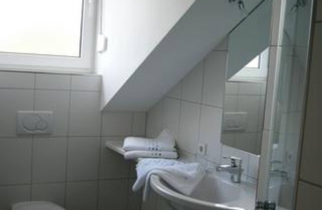 Chambre Double Douche / WC "207" - Weingut-Gästehaus Hans Dieter Bosch