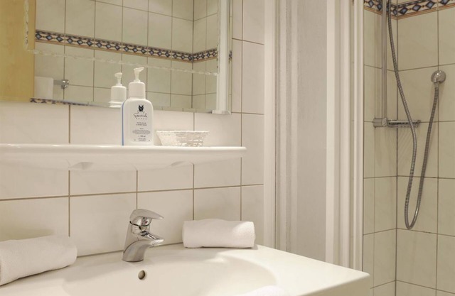 Habitación doble, ducha / WC, estándar - Hotel zur Post