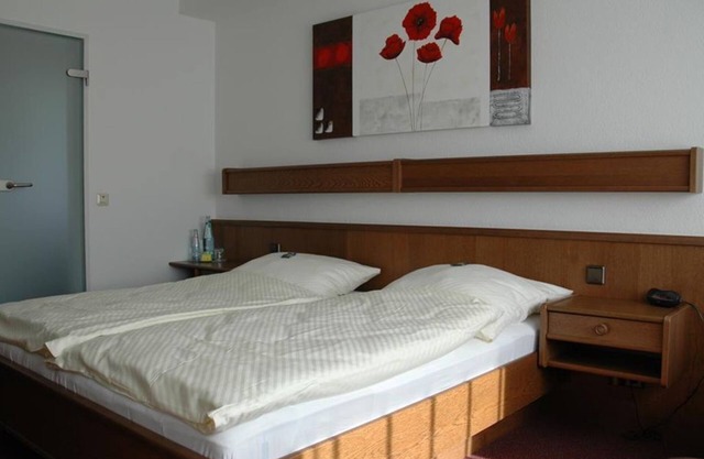 Chambre Double Douche / WC - Haus Diefenbach, Pension Ferienwohnungen