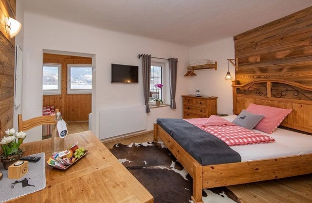 Chambre Double avec Balcon et Hiver - Vue sur Lac - Ditzer, Haus