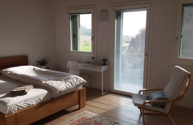 chambre double avec balcon et vue - salle de bain privée