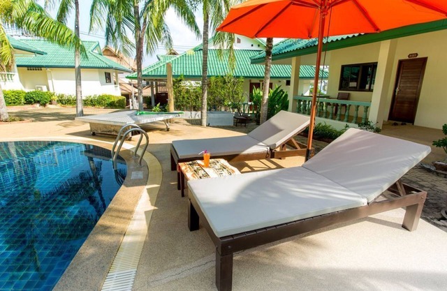 Chambre Double Vue Piscine
