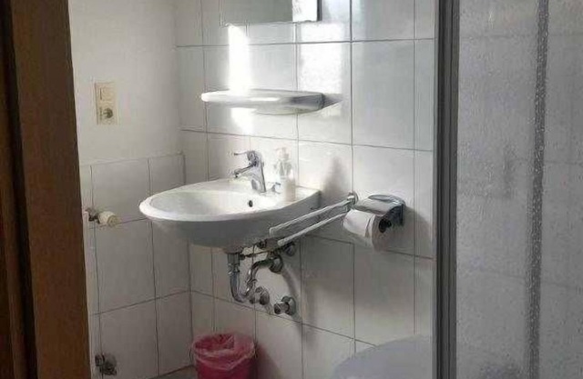Chambre double avec douche / WC - nouveau bâtiment - Adler chambre Hôtel Biergarten