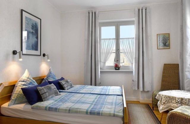 Chambre double avec télévision par satellite - Pension Haus am Walde