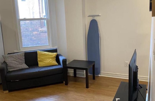 Double Room with SHARED Bathroom 536B