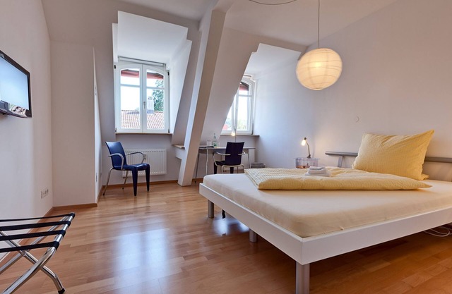 Double room with shower and WC
