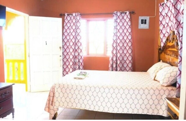 Double rooms for rent in Crawford