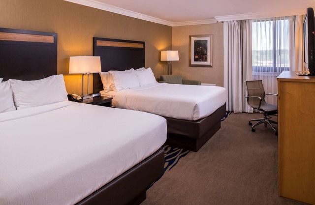 Holiday Inn Concord Downtown, an IHG Hotel