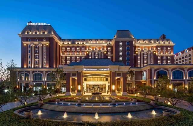 DoubleTree by Hilton Qingdao Oriental Movie Metropolis