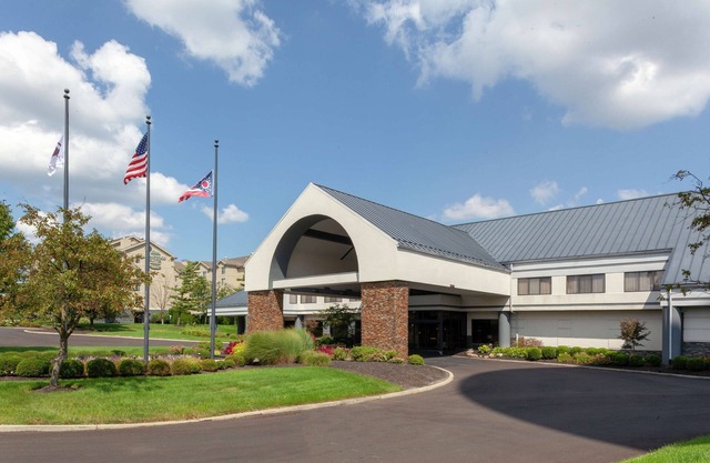 DoubleTree Suites by Hilton Dayton - Miamisburg