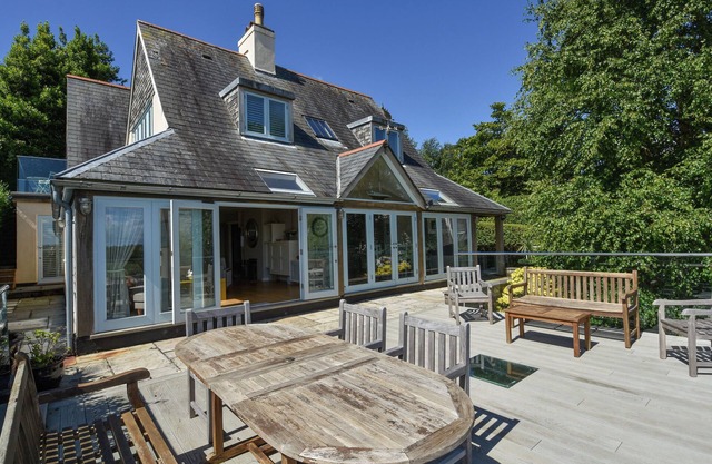 Dove Cottage, DITTISHAM
