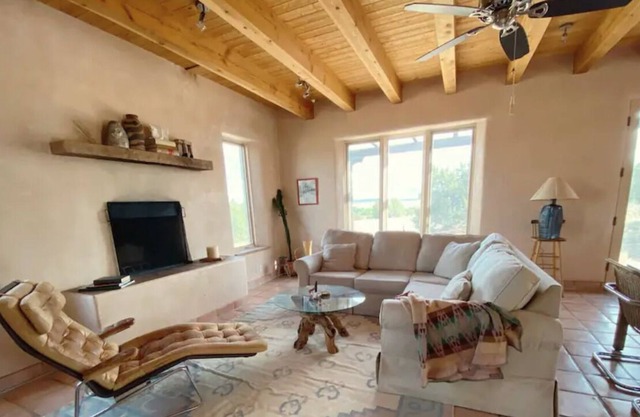 Dove Ranch Guest House in high desert of Galisteo