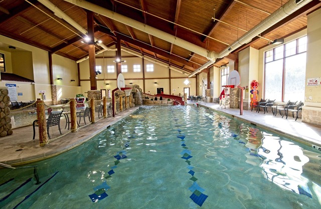 Down- Home Christmas Mountain Village, 2 Bedroom Cottage