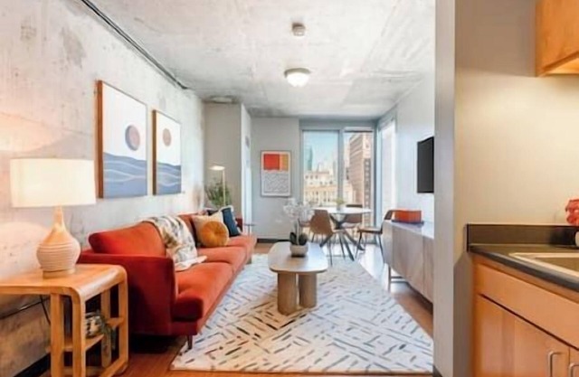 Downtown 9bd - Sleep 18 - 4 units, same floor