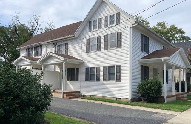 Downtown Berlin MD - 2 Bedroom Condo
