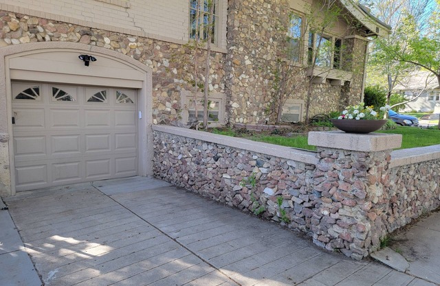 Downtown charmer(basement apartment) w/ private attached garage. Dog allowed..