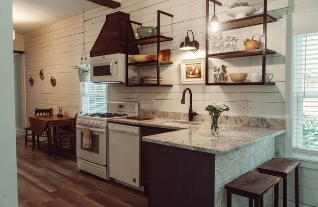 Downtown Cottage