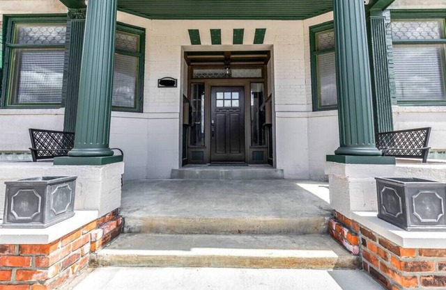 Downtown Detroit Brush Park APT
