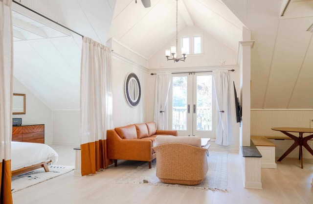 Downtown Fairhope Loft