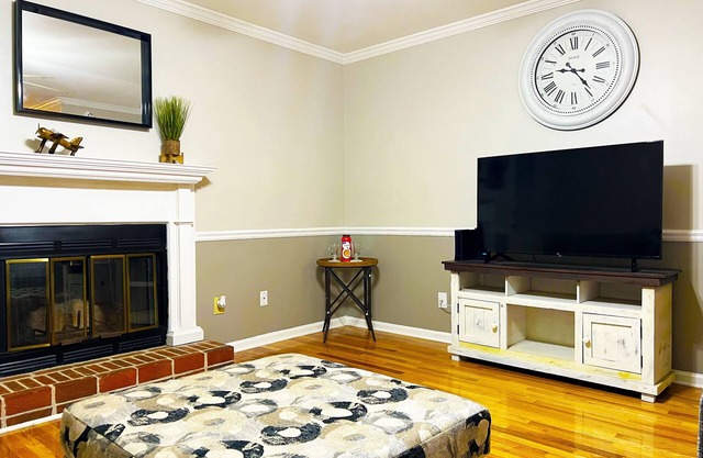 Downtown Family Home - Minutes to WB Stadium, Vista, 5 Points