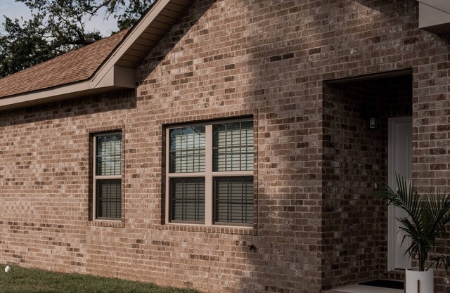 Downtown Garden District-Centrally Located