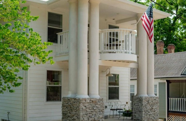 -NEW- Spring Wish - Historical Loop Home-