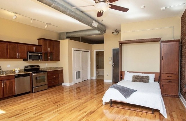 Downtown Louisville 4th Street LIVE industrial loft!