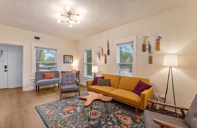 Downtown Loveland Bungalow, charming, historic 2BR recently remodeled gem.