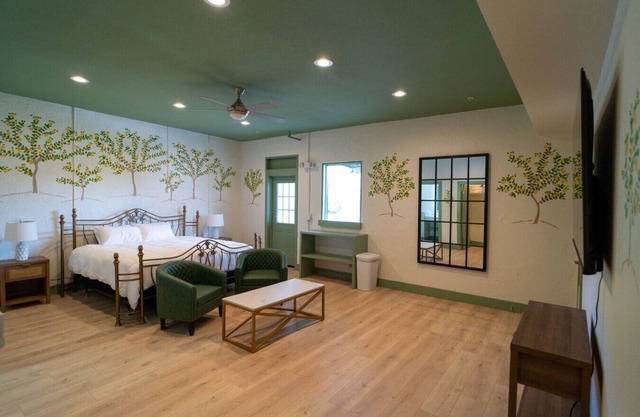 Downtown Ocean Springs Suite 210