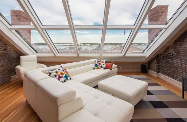 «Margaret» Penthouse Suite: une vue imprenable sur la baie de Casco, en plein sur le Vieux-Port