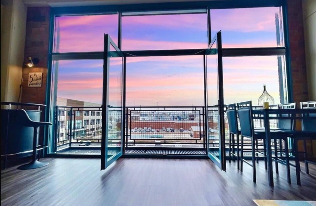 Downtown Pool & Hot Tub Sleeps 8 By Cedar Point Sports Force Kalahari!