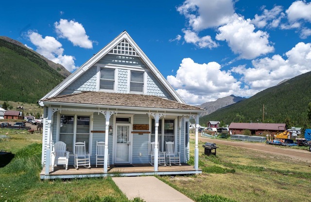 Sur l'OHV Route-Downtown Silverton Historic Moutain Home - White Wolf Haus