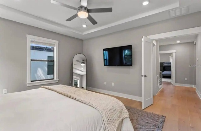 Downtown Tampa 5BR/4BR with 6 Car Parking Space