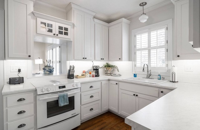 Downtown/UGA 6 mins - Family Friendly - Pool + BBQ
