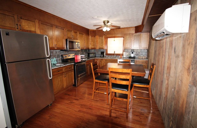 NOUVEAU pour VRBO! Grand appartement d'une chambre à proximité de Mammoth Cave!