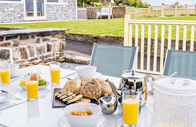Dragonstone, large house, hot tub, designed with the guest in mind