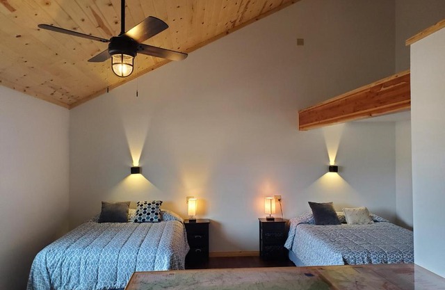 Dream Drift Motel