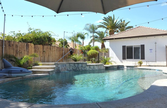 Dream house, with Pool