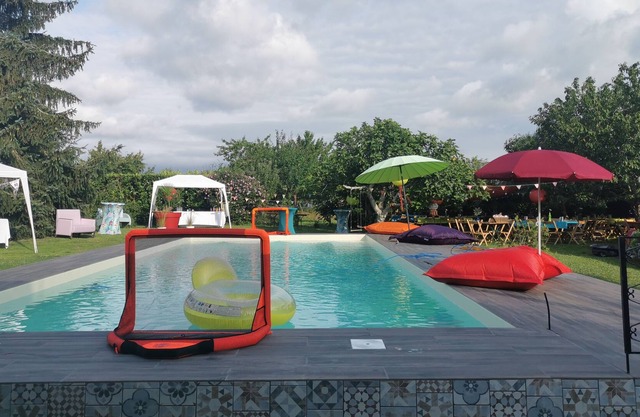 Dream villa pool jacuzzi 12 people
