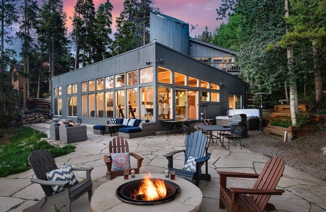 Dreamscape Breckenridge: 30+ Day Rental *New Listing*