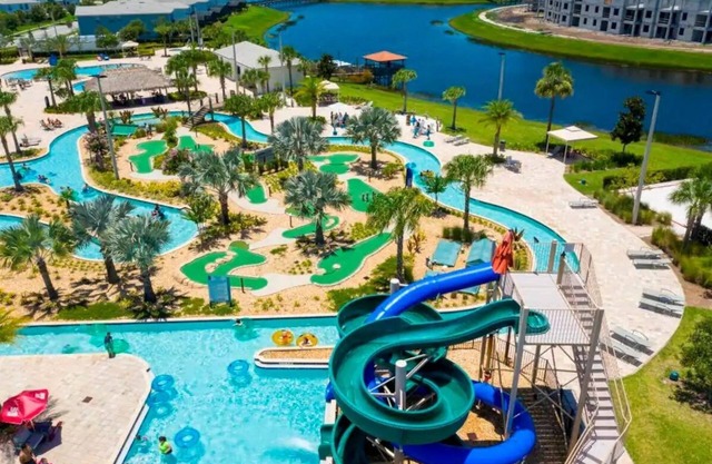 Dreamy condo w/ Resort Amenities Near Disney