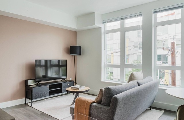 Dreamy First Hill Jr 1BR w/ Bike Storage, Gym & W/D, by Blueground