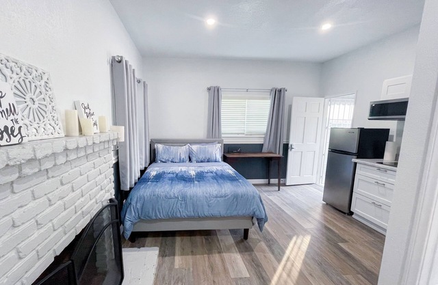 Dreamy Studio in Long Beach Convenient location