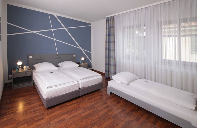 Dreibettzimmer - Art Hotel Erlangen